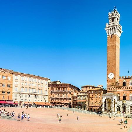 Apartamento Palazzo Chigi Zondadari Siena Exterior foto