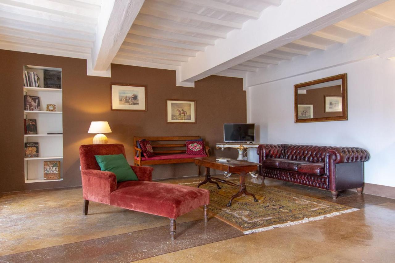 Apartamento Palazzo Chigi Zondadari Siena Exterior foto