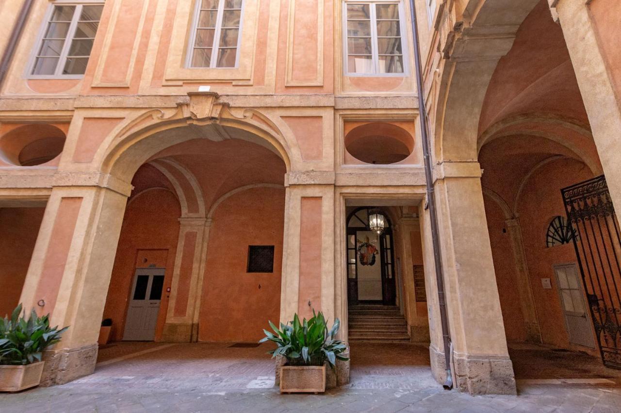 Apartamento Palazzo Chigi Zondadari Siena Exterior foto